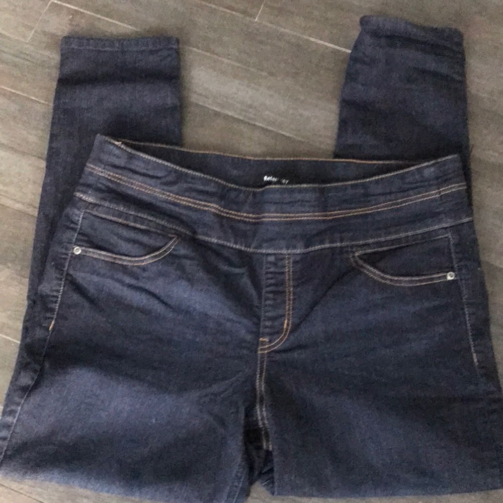 Jeggings with slimming tummy panel